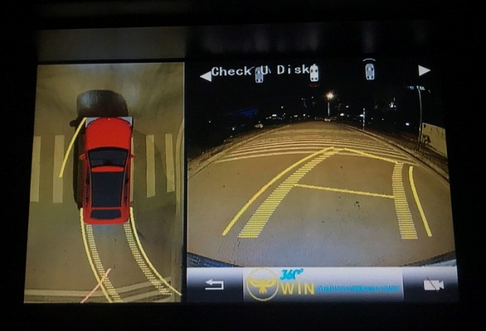 Camera 360 độ giúp ghi lại hình ảnh xung quanh xe, loại bỏ hoàn toàn điểm mù