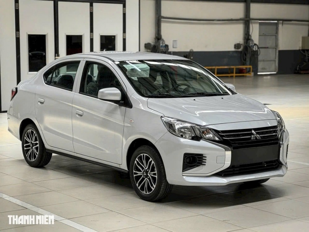 Nhiều đại lý giảm giá mạnh để xả lượng xe tồn kho sản xuất từ năm 2023 - 2024