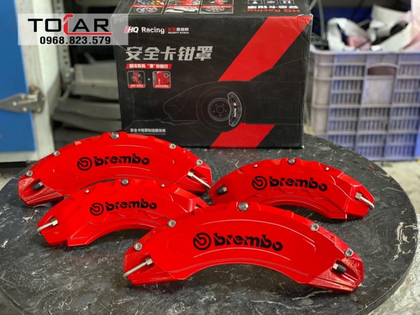 Ốp má phanh Brembo cao cấp xe Ford Everest 2024