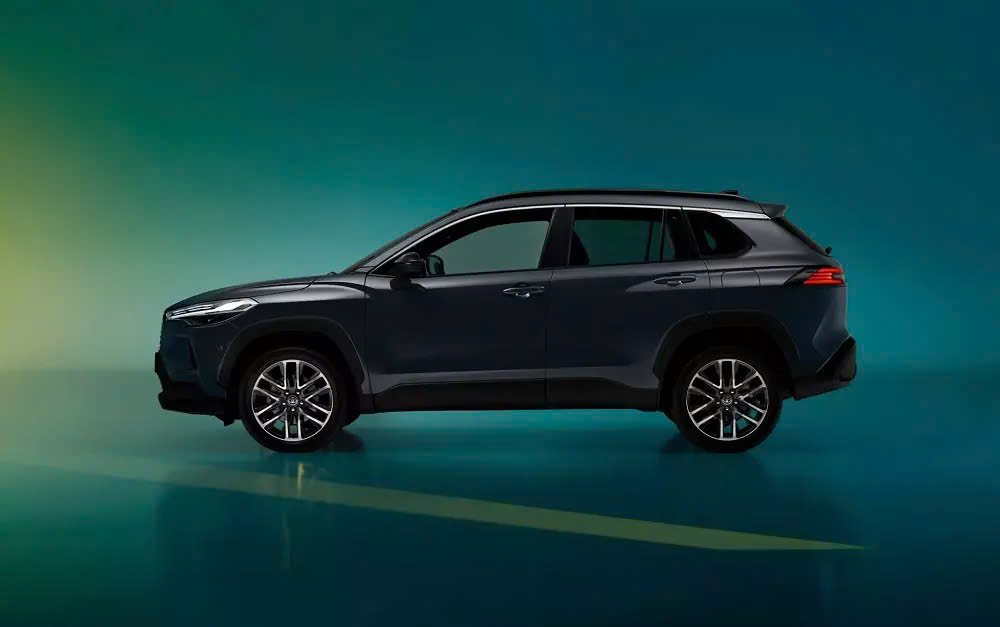Ngoai that cua xe Toyota Cross 2026